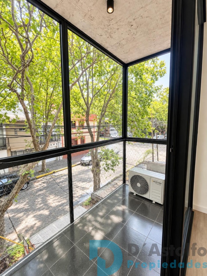 Excelente 2 ambientes con vestidor de 59 mts 