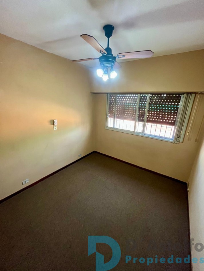 Excelente propiedad 5 ambientes en primer Piso