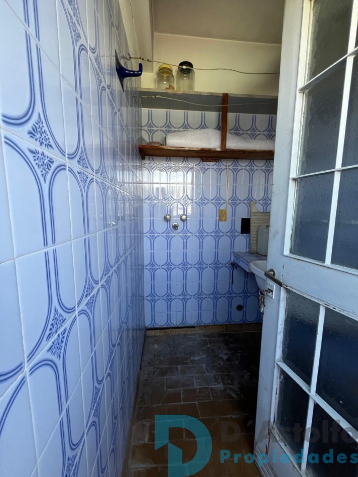 Excelente propiedad 5 ambientes en primer Piso