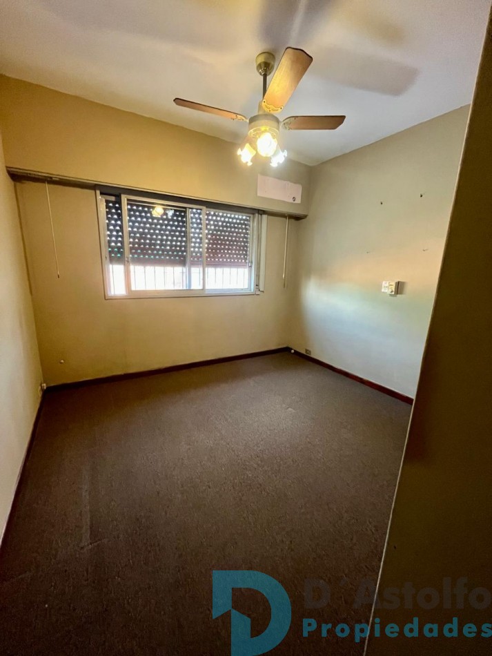 Excelente propiedad 5 ambientes en primer Piso