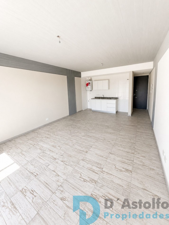 Impecable monoambiente c/cochera en alquiler