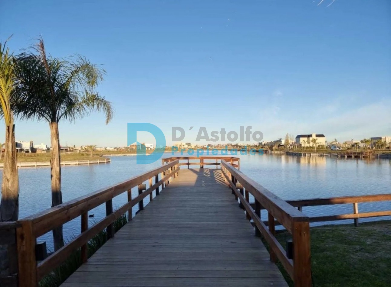 Lote en Lagos de Canning 2 