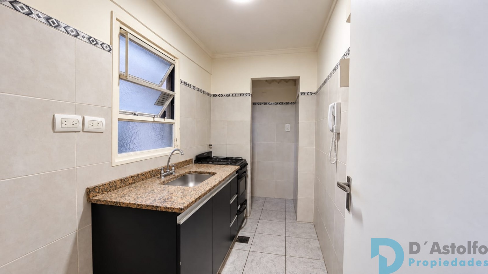 Venta 2 ambientes con renta activa 