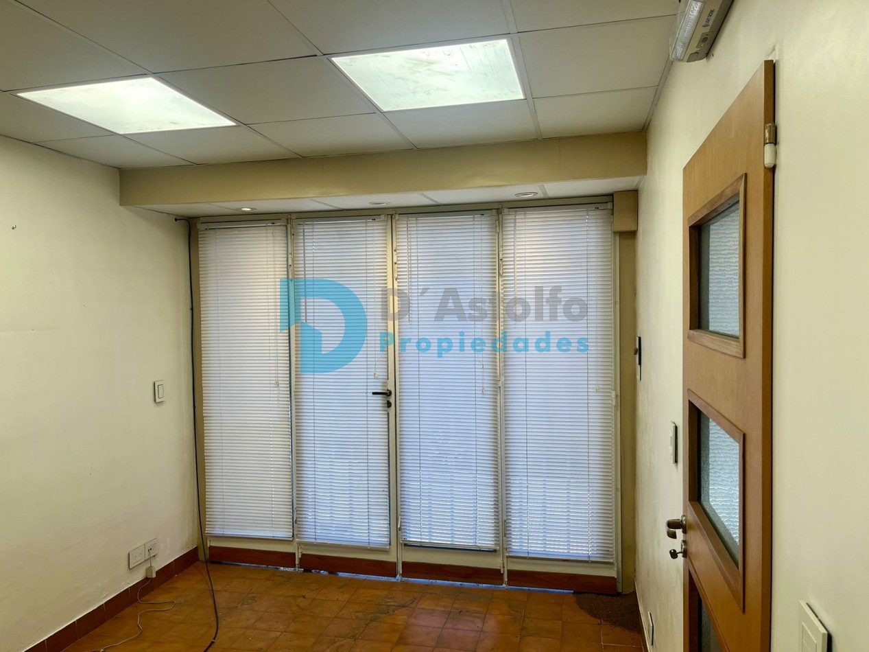 Excelente Local con vivienda