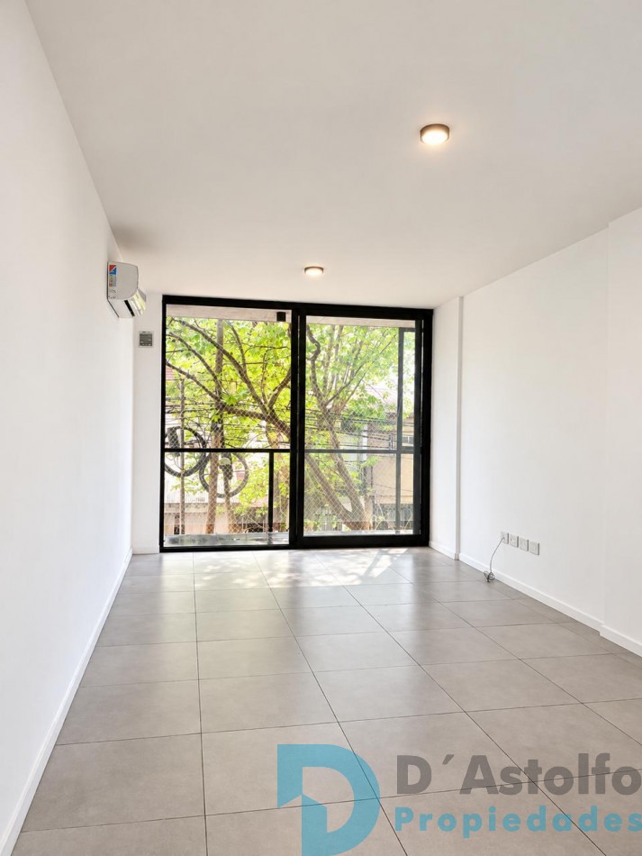 Excelente 2 ambientes con vestidor de 59 mts 
