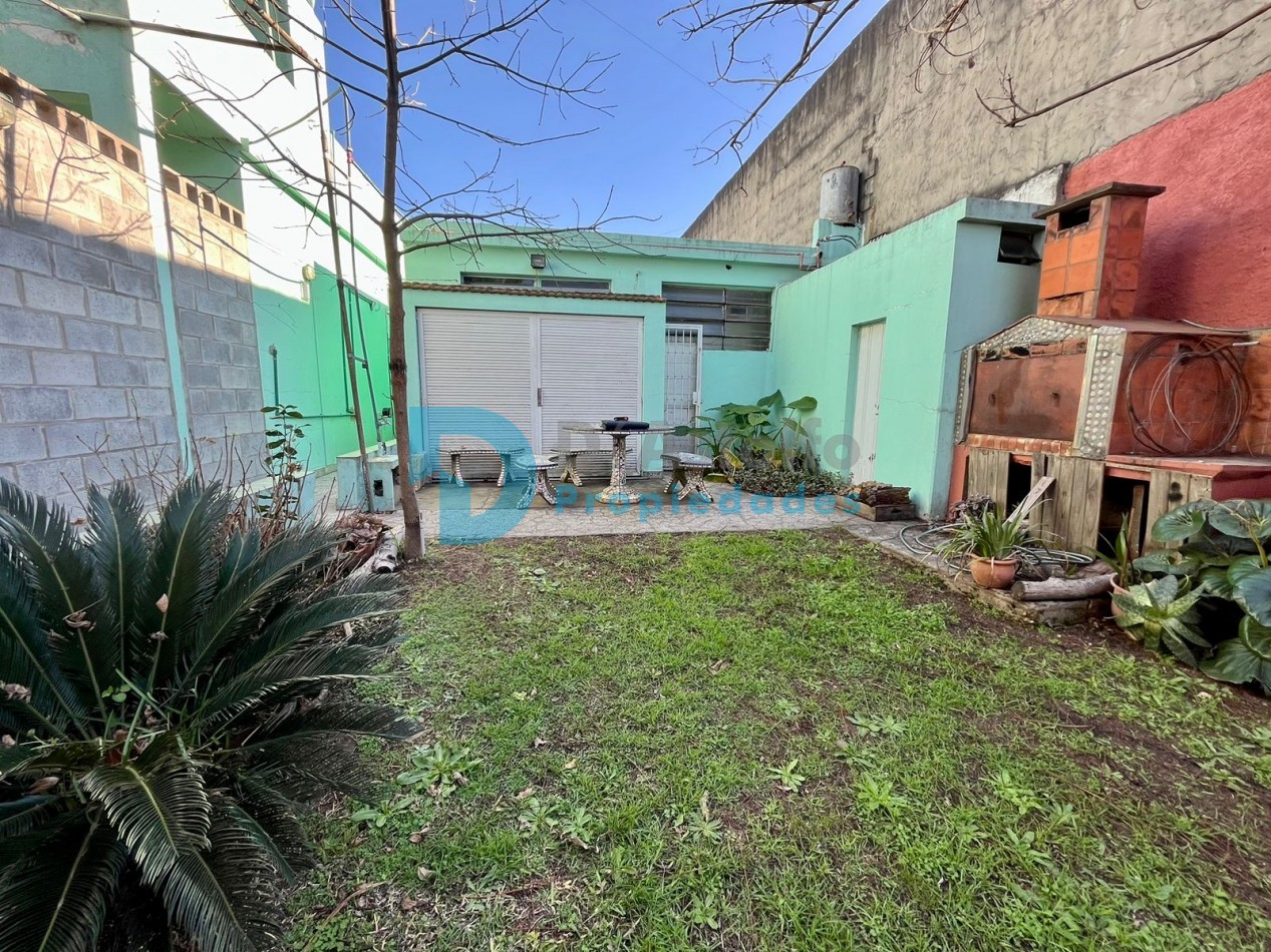 Excelente Local con vivienda